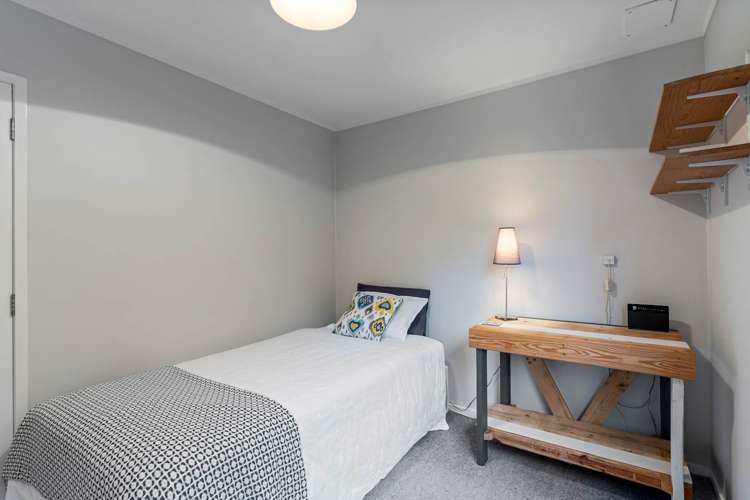 11 Gails Drive Okura_14