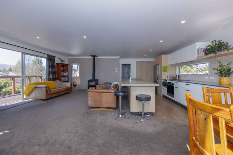 9 Frye Crescent Albert Town_5