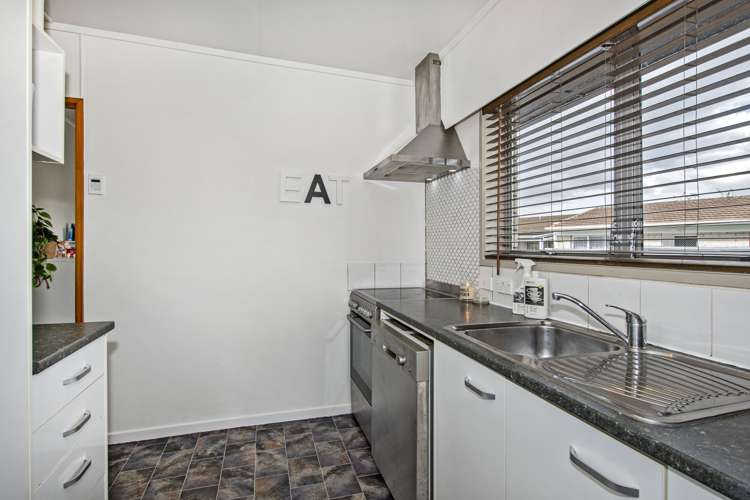 8b Clark Road Kamo_6