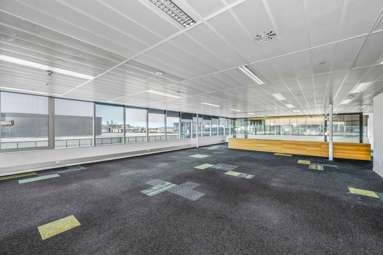 167 Victoria Street West_2