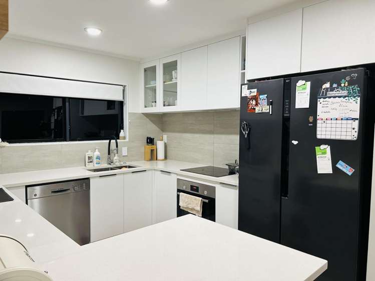 13 Sunward Rise Glenfield_6
