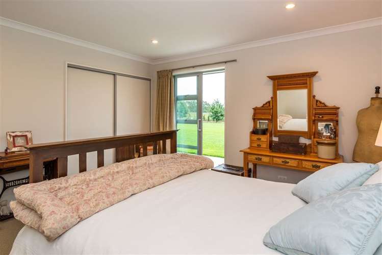 1791 Cust Road Cust_17