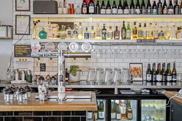 8 Victoria Road Devonport_4