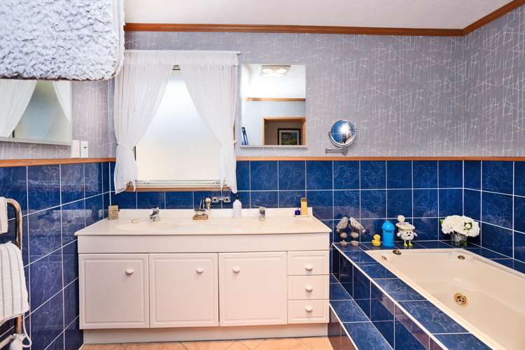 39 Spence Avenue Otatara_25