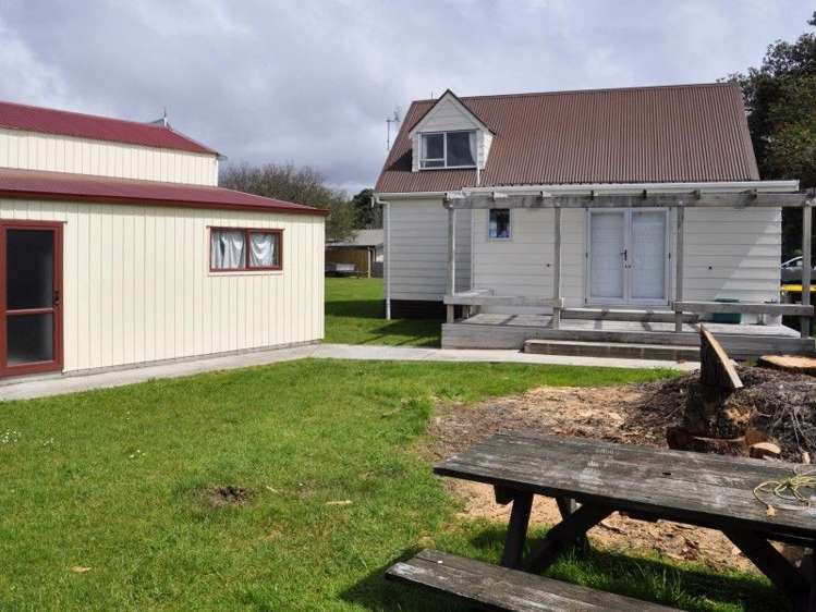 10 Norfolk Place Tairua_13