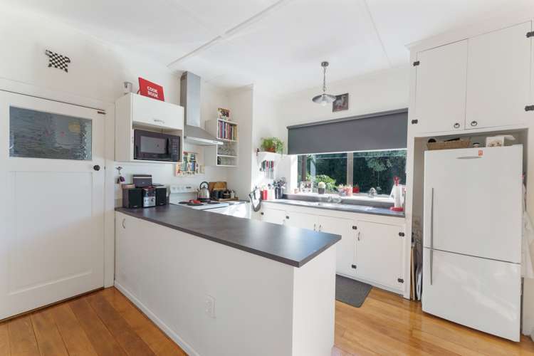 1/14 Newall Avenue Stoke_7