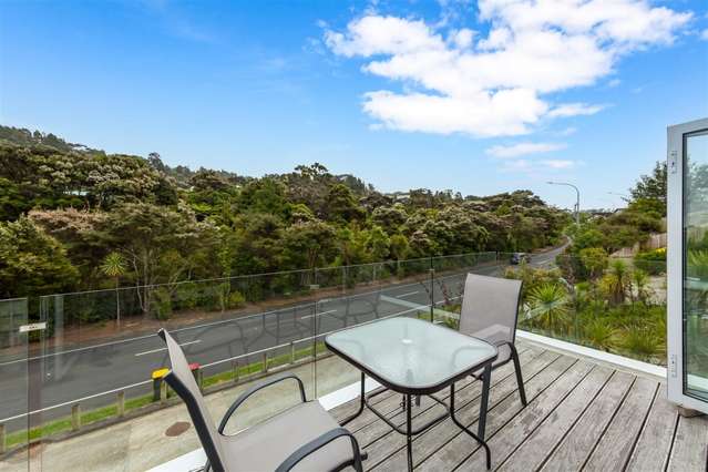 92 Kaipatiki Road Glenfield_3