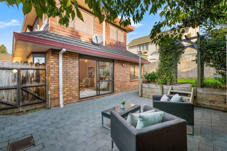 3/27 Luplau Crescent_2