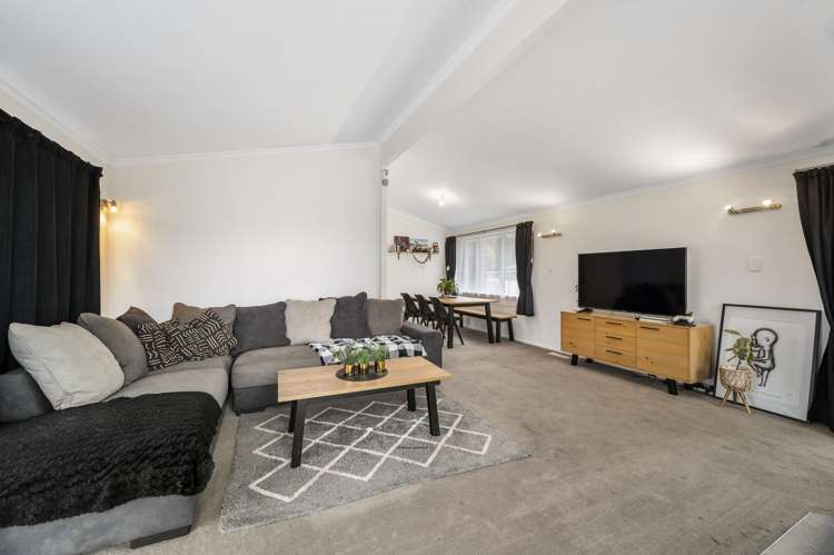 74 Barnard Road Fairy Springs_1