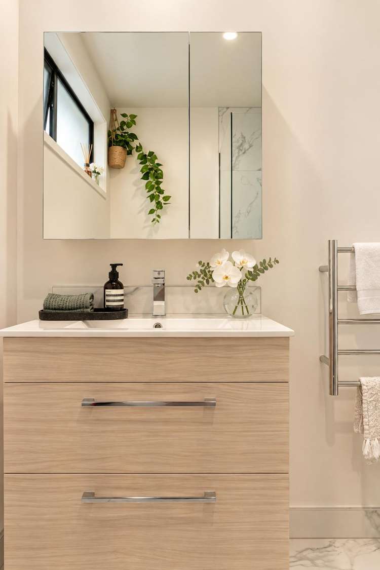 4/241 Lincoln Road Addington_9
