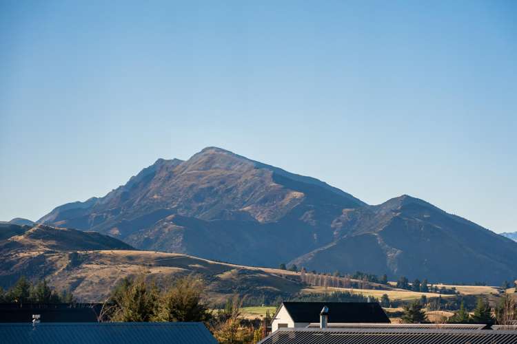 8 Glen Dene Crescent Wanaka_26
