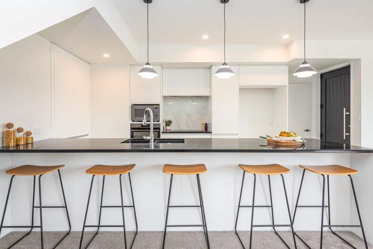 210 Edgeware Road Edgeware_6