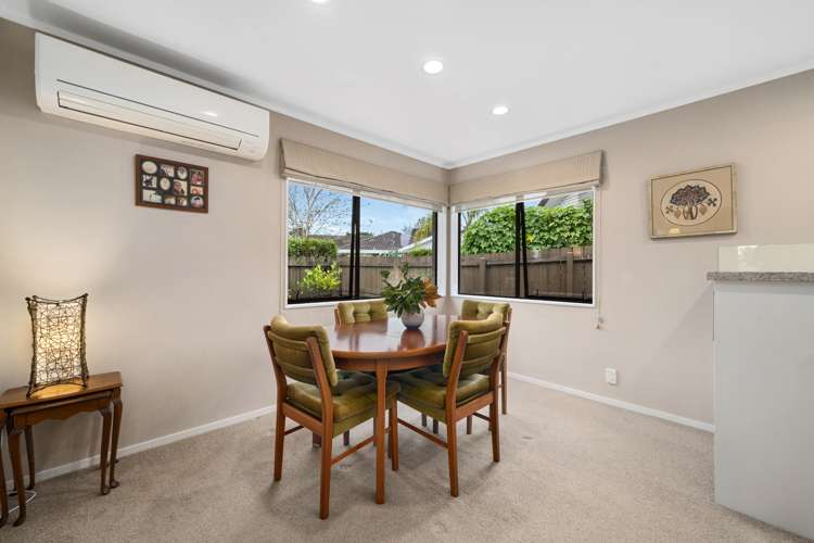 2/7 Mirabell Place Golflands_6