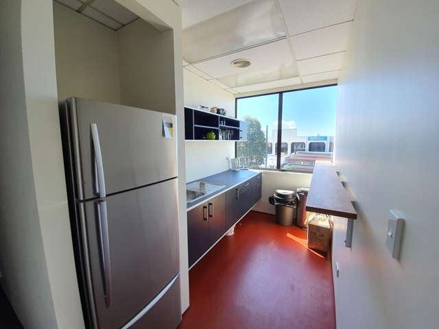 3053 Great North Road New Lynn_4