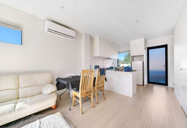 1/15 Rush Place Mangere East_3