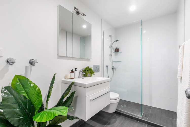 1/67 Sarsfield Street Herne Bay_14