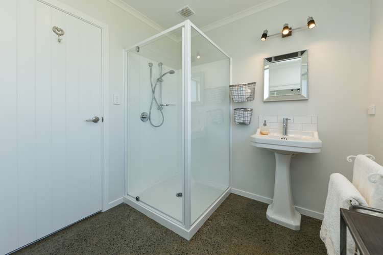 541 Newbury Line Bunnythorpe_21