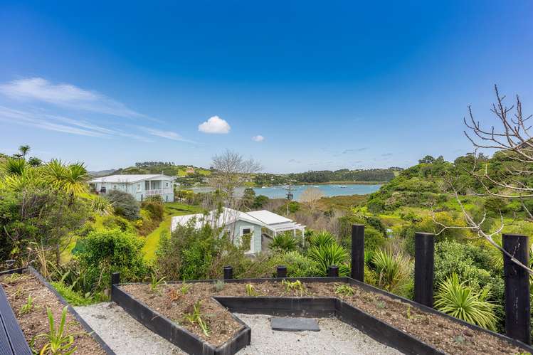 1121 Whakapirau Road Whakapirau_22