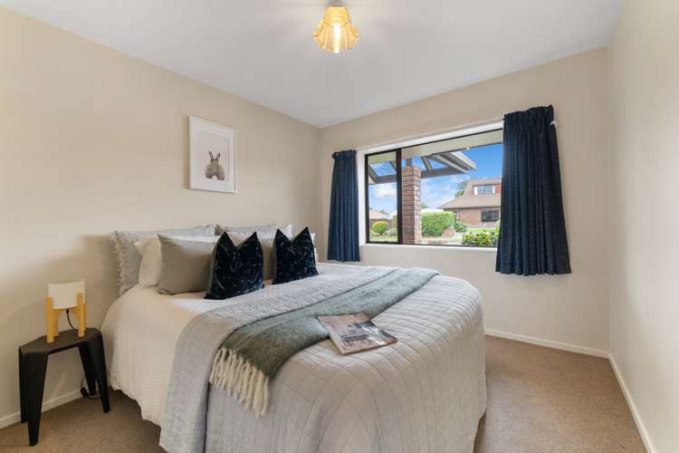 39 Aldinga Avenue Stoke_15