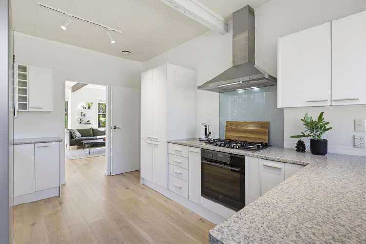 53 Tarawera Road Johnsonville_5