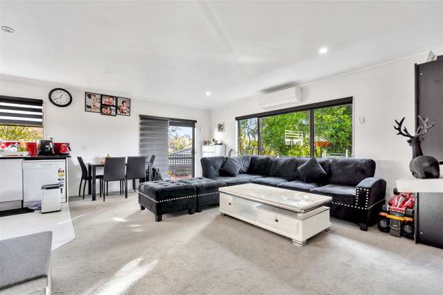 2/38 Arlette Place Massey_1