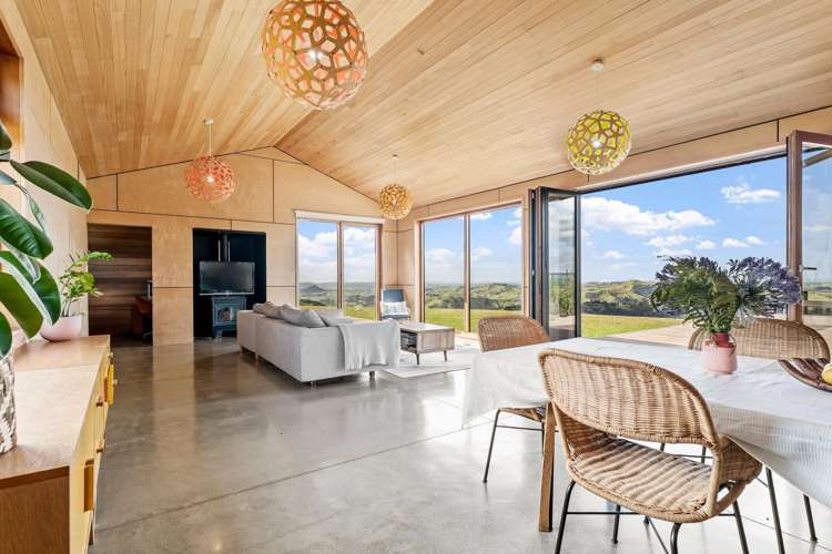 328 Mainland Road Kaipara Flats_5