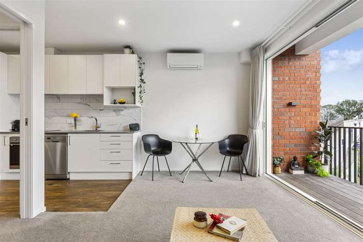 217/1a Soljak Place Mount Albert_7