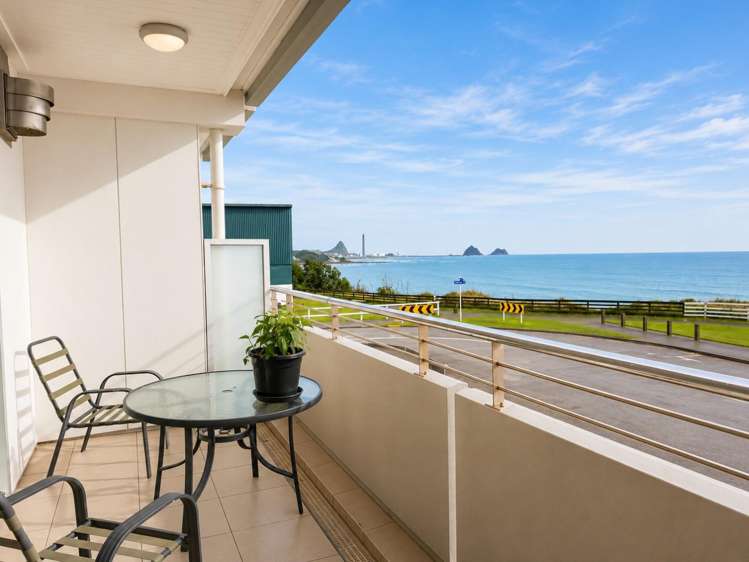 2/4 Buller Street New Plymouth_14