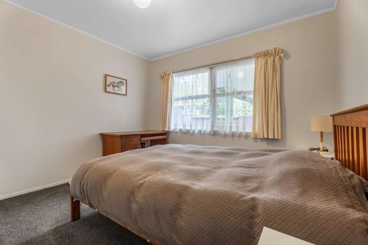 2/129a Ridge Road Howick_11