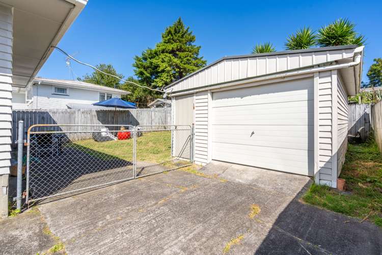 38 Valonia Street New Windsor_13