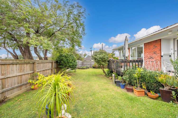 1/27 Nile Road Milford_9