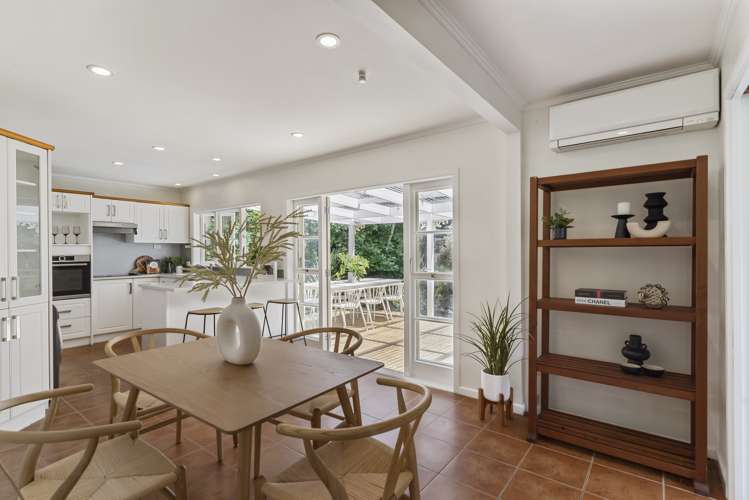 667 Huia Road Parau_16