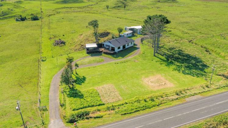 6190 South Road Rahotu_16