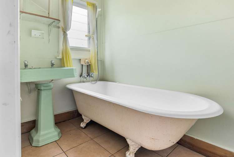 8 Takamatua Valley Road Takamatua_24