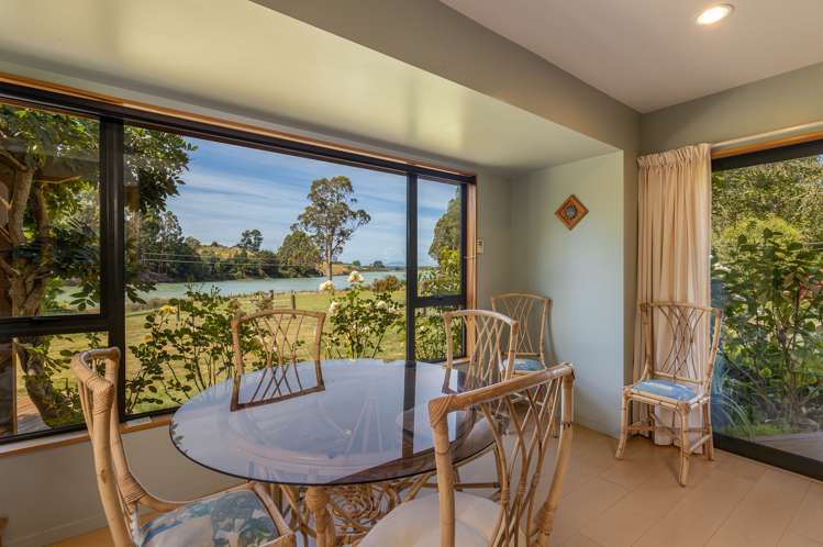 370 The Coastal Highway Redwood Valley_6