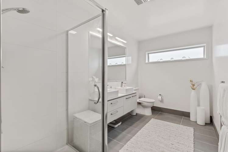 16 Kensington Drive Orewa_25