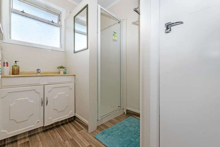 33b Kawaha Point Road Fairy Springs_9