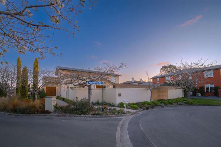 6 Benmore Gard Harewood_25