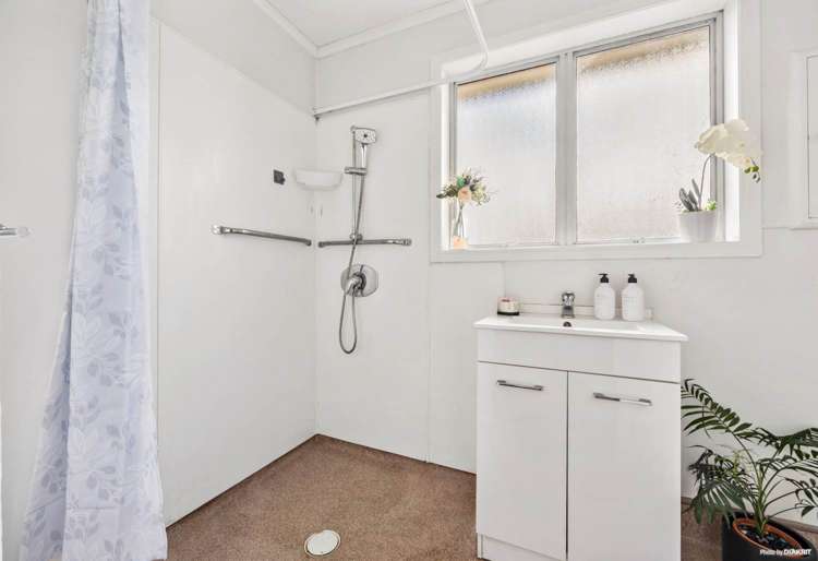 2/3172 Great North Road New Lynn_4