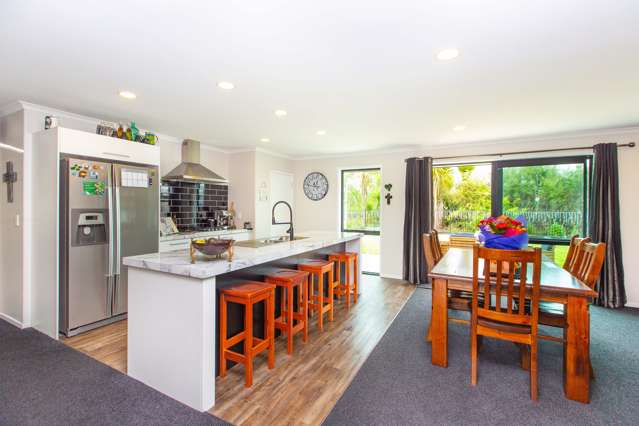 24 Kawariki Drive Baverstock_3