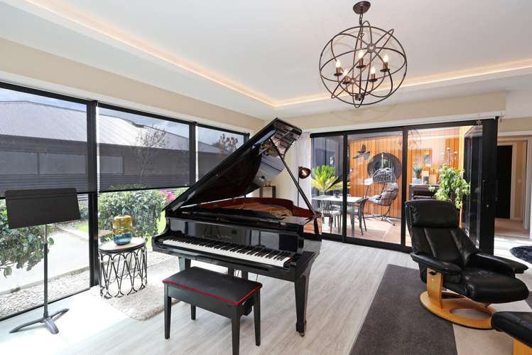 411 North Road Waikiwi_10