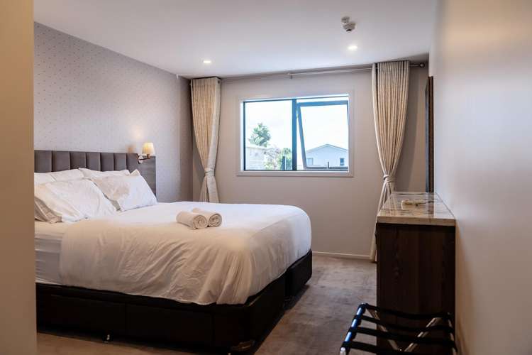 245 Mount Albert Road 1781_2