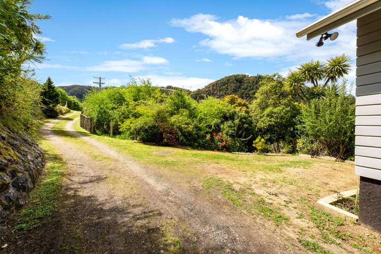 41 Village Loop Road Waipori Falls_21