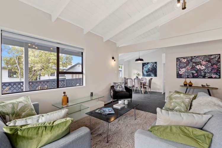 32 Muirfield Street Wattle Downs_9