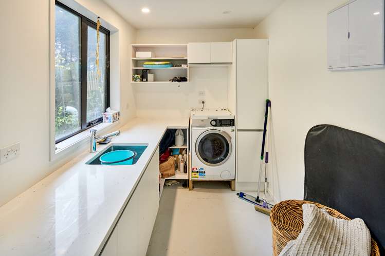 751 Makara Road Makara_10