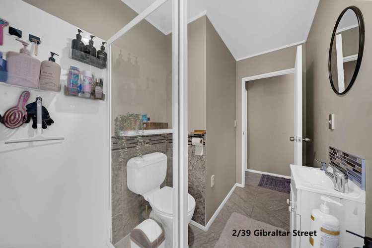 1 & 2/39 Gibraltar Street Howick_15