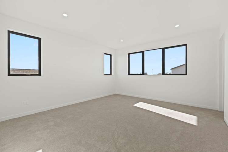 30 Korowhiti Road Clarks Beach_9