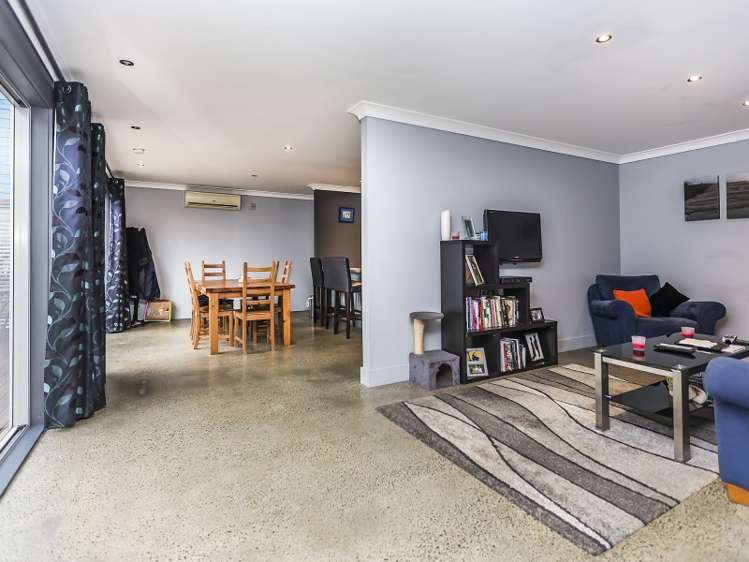 22b Drummond Crescent Kelson_3