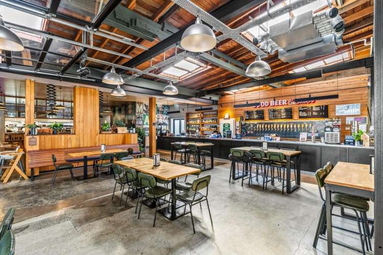 44 Broadway Matamata_2