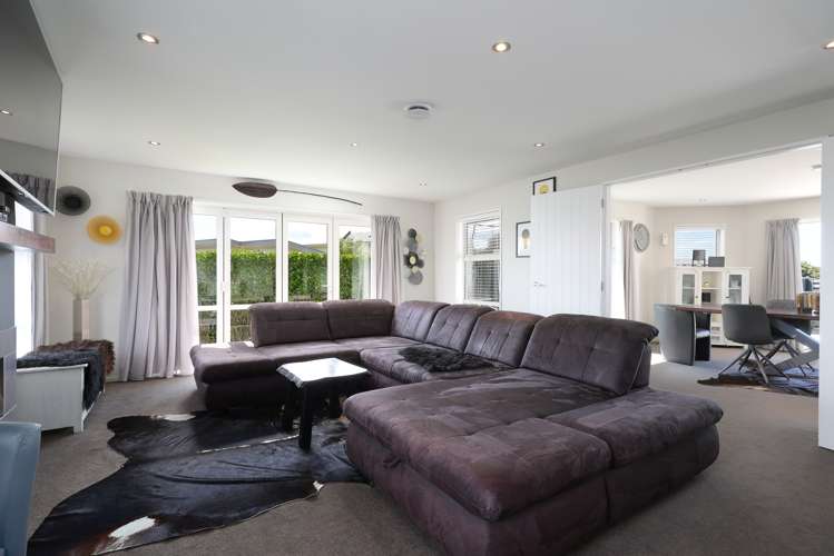 16 Istana Place Britannia Heights_13